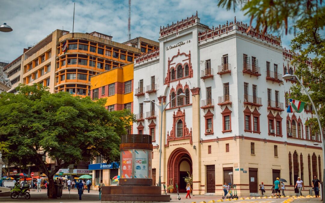 Qué hacer cuando un vecino incumple las normas comunitarias: pasos legales y prácticos